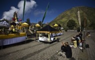 Yadnya Kasada: Festival to calm the volcano