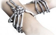 Bizarre bracelets