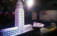 Spectacular sculptures with cards