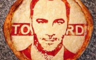 Appetizing pizza-portraits by Domenico Crolla
