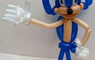 Incredible balloon sculptures