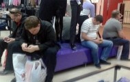 Why a man should never go shopping with your woman