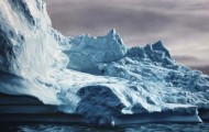 Hyper-realistic icebergs