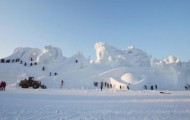 Preparations for the exhibition of snow sculptures