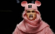 Strange pictures of weird people