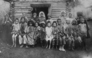 Sentimental photographs of Soviet homeless 1920s
