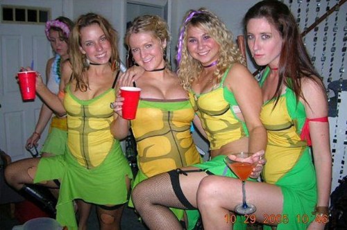 hot cosplayers girls ninja turtles