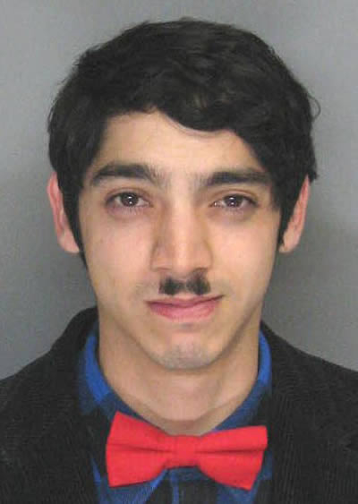 bigotes funny